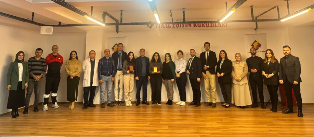 Ünye Final, MSÜ’de Türkiye derecesi yapan öğrencilerini ödüllendirdi 