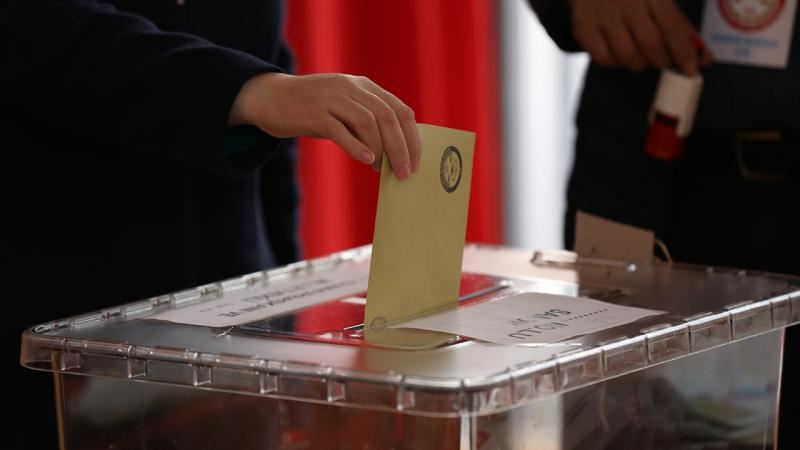 Yurt dışında rekor katılım: 1 milyon 488 bin oy kullanıldı