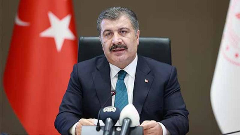 Bakan Koca: Yönetmelikle saç ekim işlemlerinde kayıt dışılığın önlenmesi amaçlanıyor