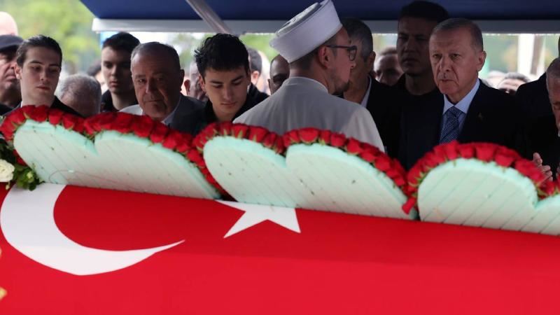 Gazeteci Mehmet Barlas son yolculuğuna uğurlandı