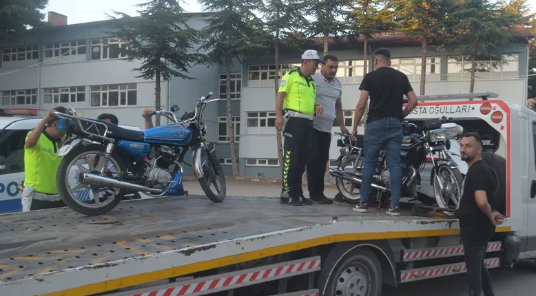  Abartılı motosiklet egzozlarına ceza yağdı!