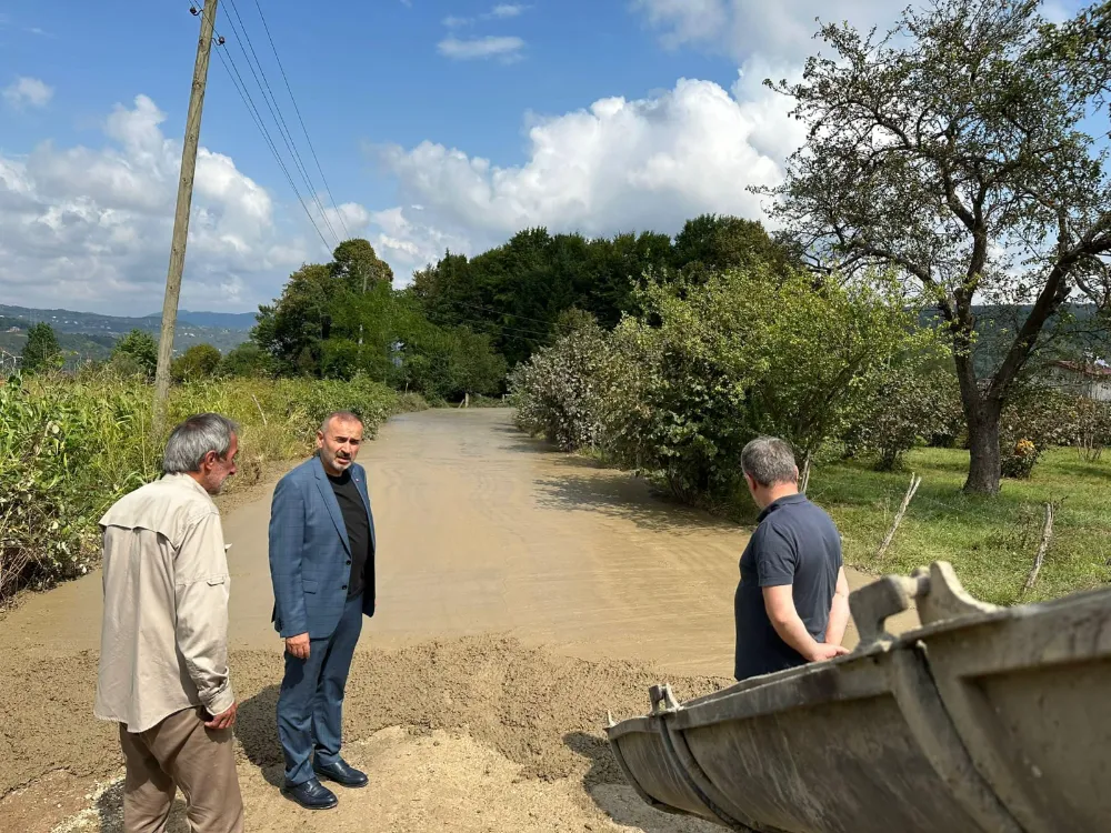 Yemişken’de beton yol çalışması başladı