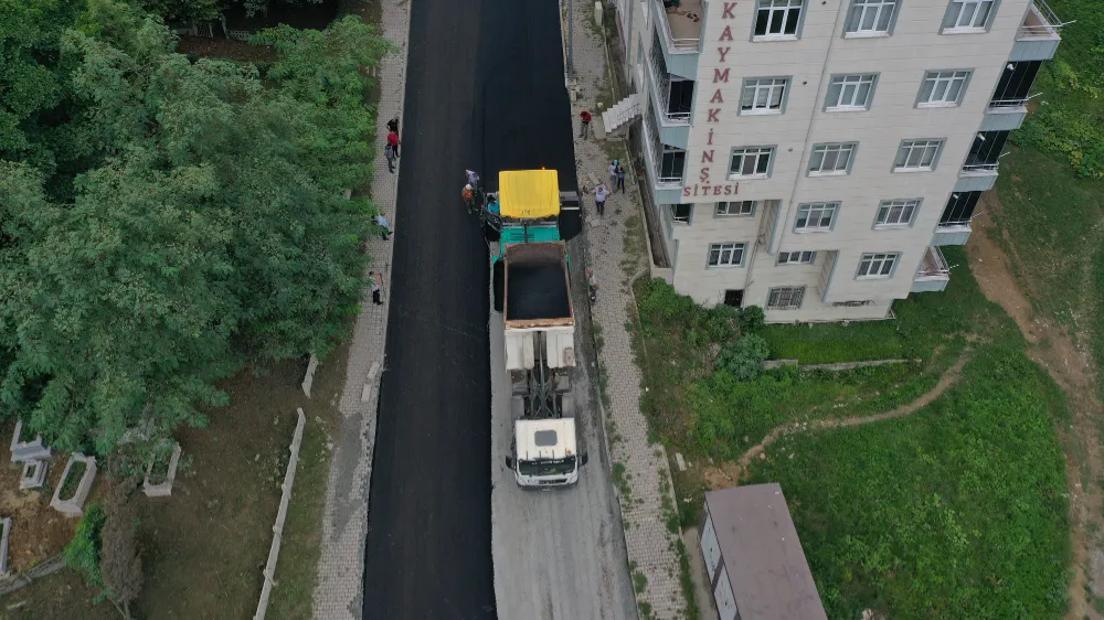 Ünye’nin iki sokağına sıcak asfalt…