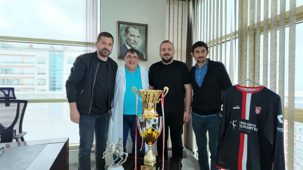 Şampiyonluk Kupası Çakırtepe Hastanesinde!