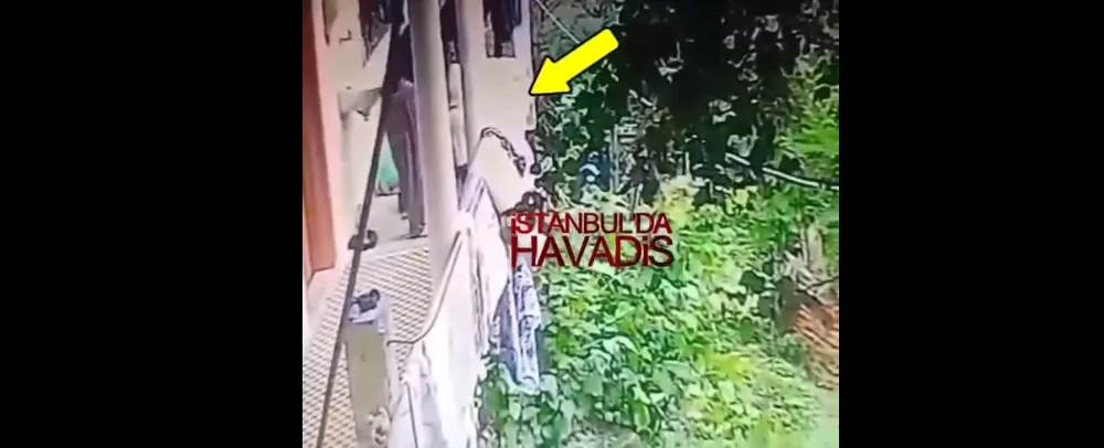 Torununu balkondan iterek  düşüren babaanne tutuklandı 