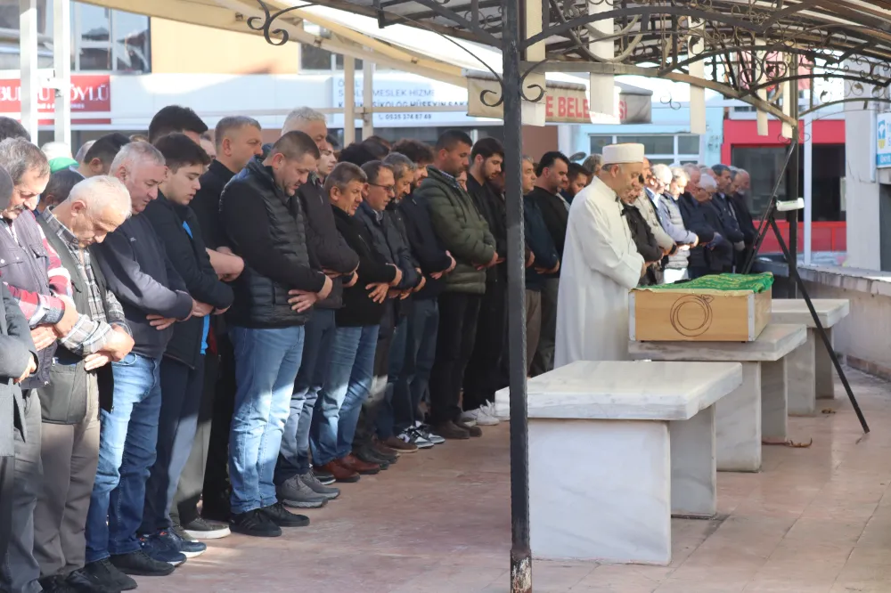 Necati İnce son yolculuğuna uğurlandı