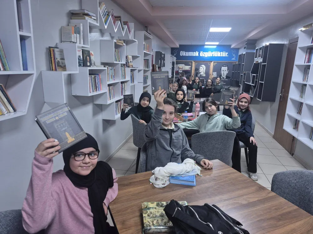 Ünye’de ortaokul öğrencilerine Kur’an-ı Kerim hediyesi