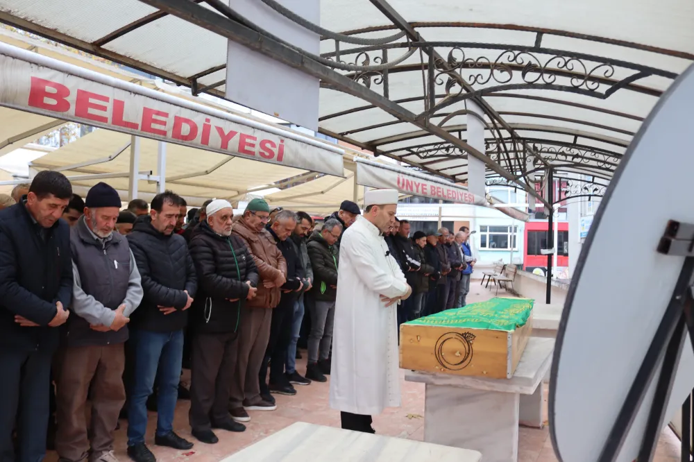 Hasan Cam son yolculuğuna uğurlandı