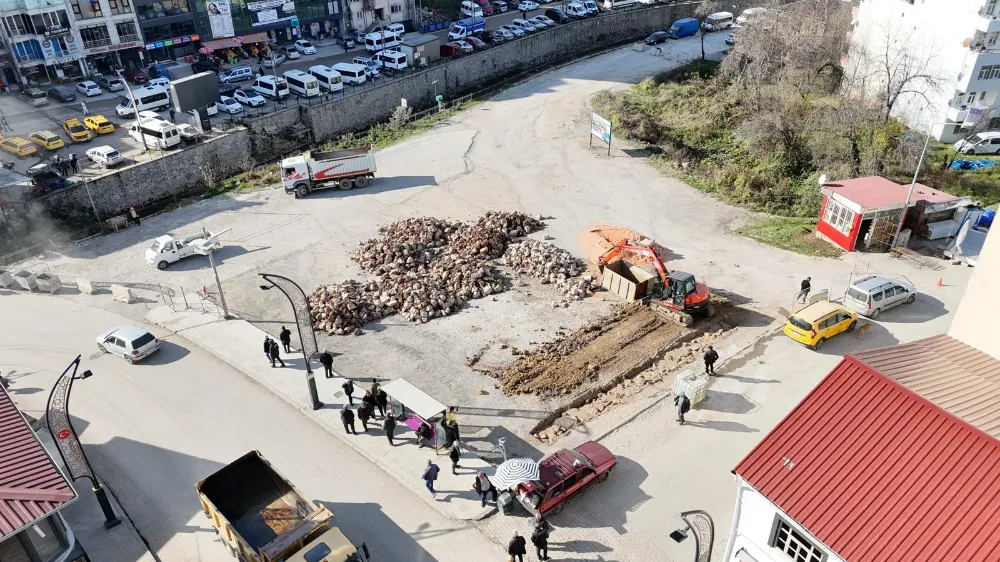 Gölköy yeni meydanına kavuşuyor 