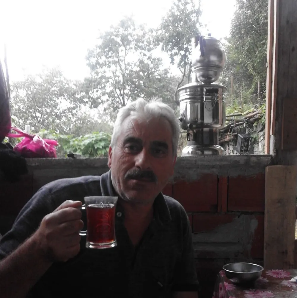 Nazmi Başaran hayatını kaybetti