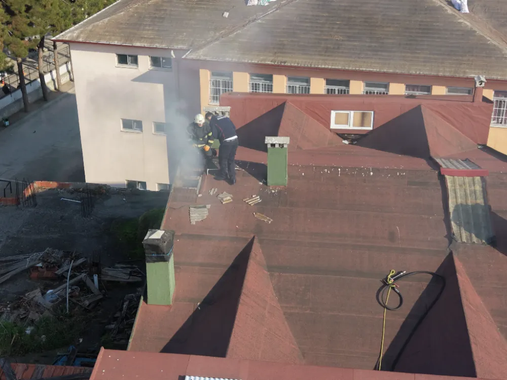 Havalandırma boşluğunda yangın paniğe neden oldu!