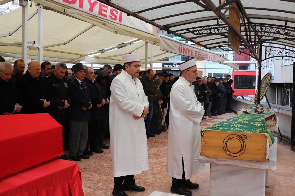 Hacı Ahmet Gümüş son yolculuğuna uğurlandı 