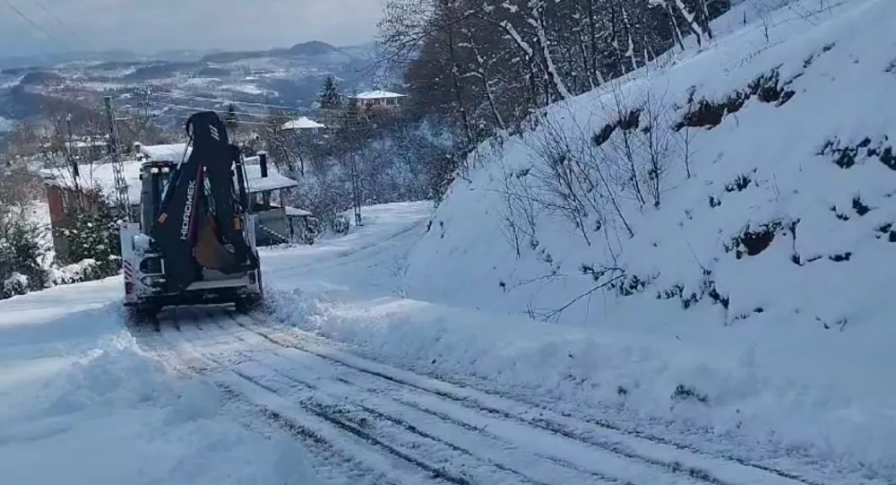 Çaybaşı’nda kar esarete dönüşmedi