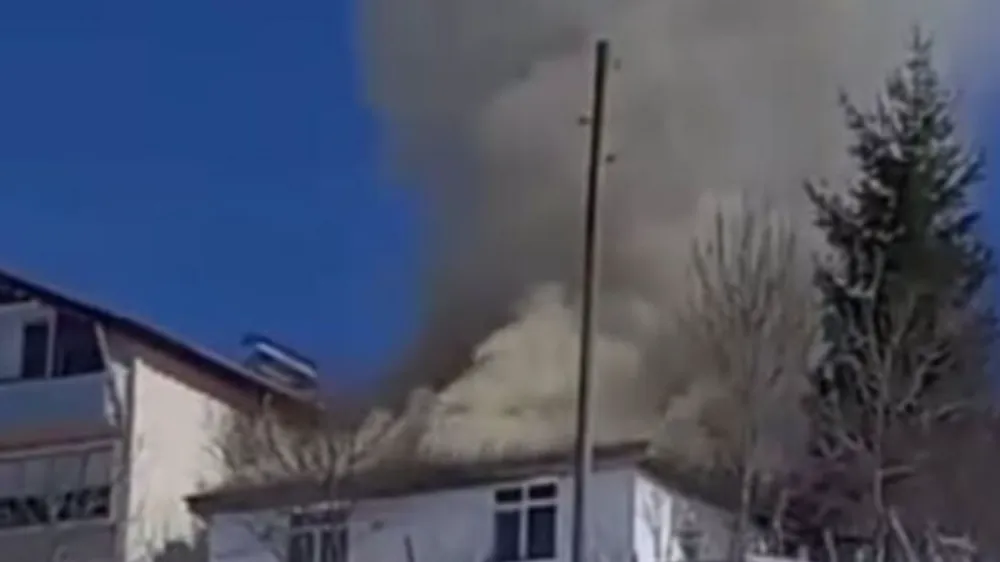 Perşembe Yaylası’nda ev alevlere teslim oldu!