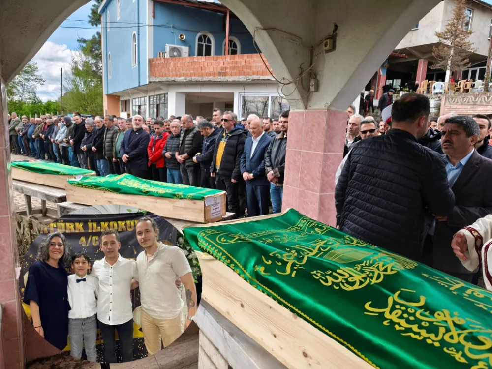 Anne, baba ve oğlu yan yana toprağa verildi 