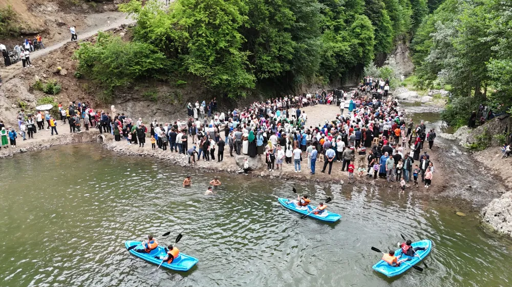 Türkiye’nin tek Şelale Festivali Çaybaşı’nda 3. kez coşuyor!