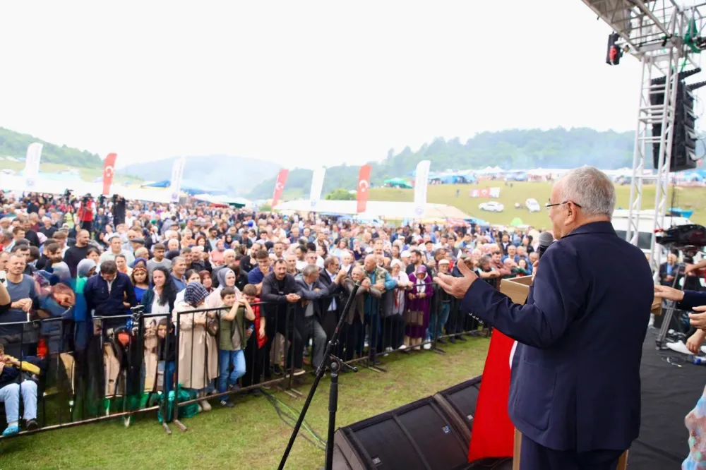 Uluvahta Yayla Şenliği’nde Başkan Güler’e yoğun ilgi