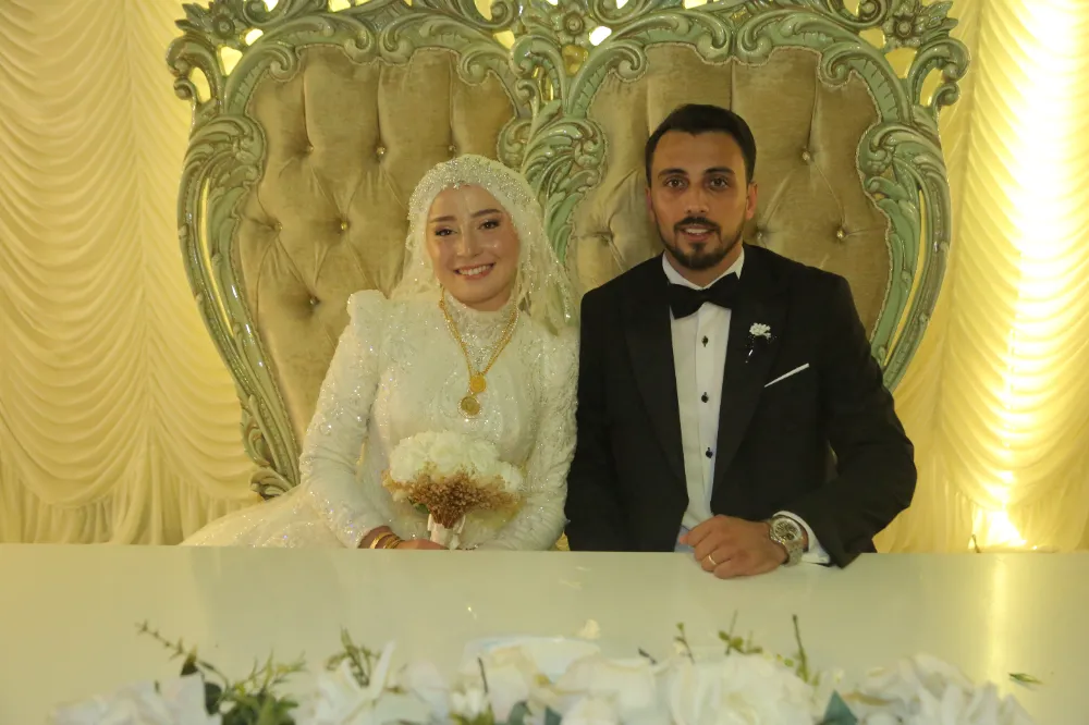 Bayrak ve Şahin Ailelerinin mutlu günü