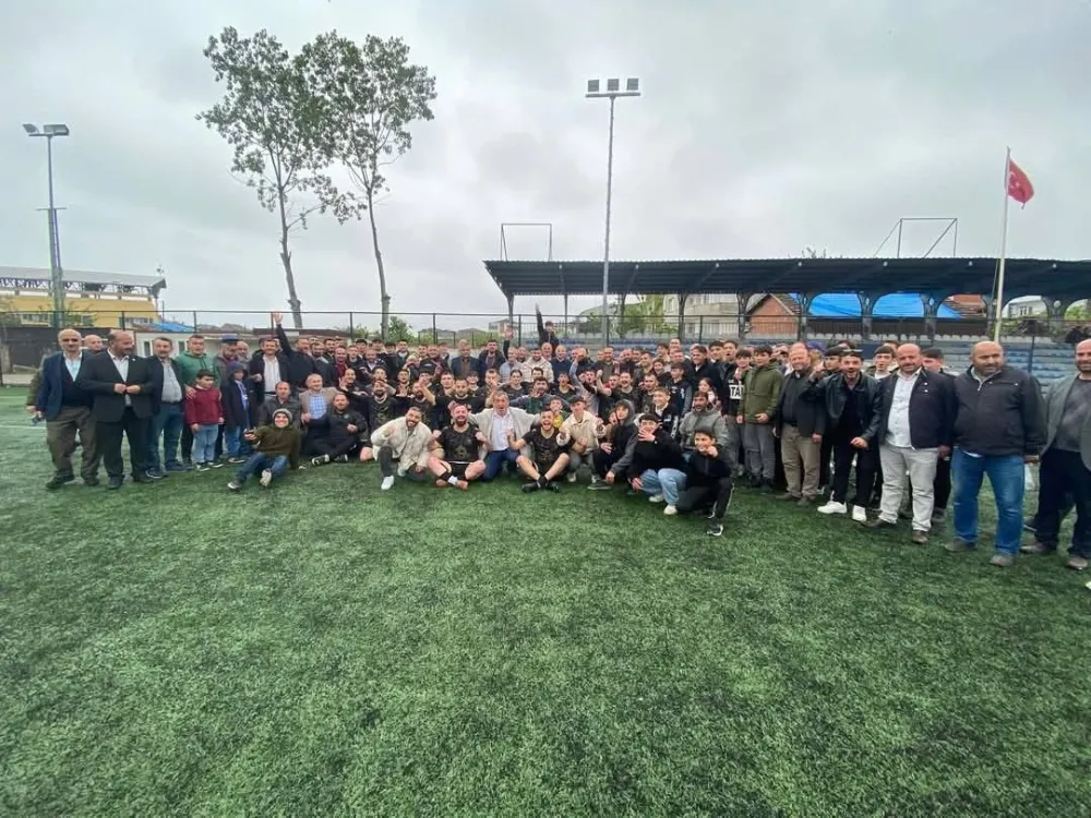 İlküvezspor, şampiyon kadrosunu koruyor