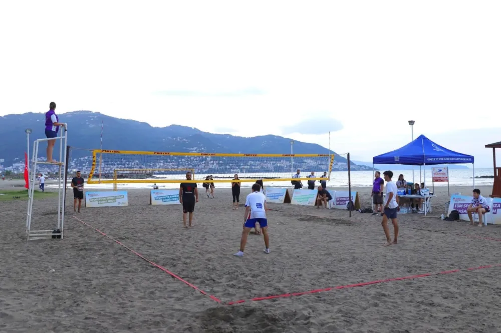 Fatsa Uzunkum’da Plaj Futbolu ve Voleybol coşkusu