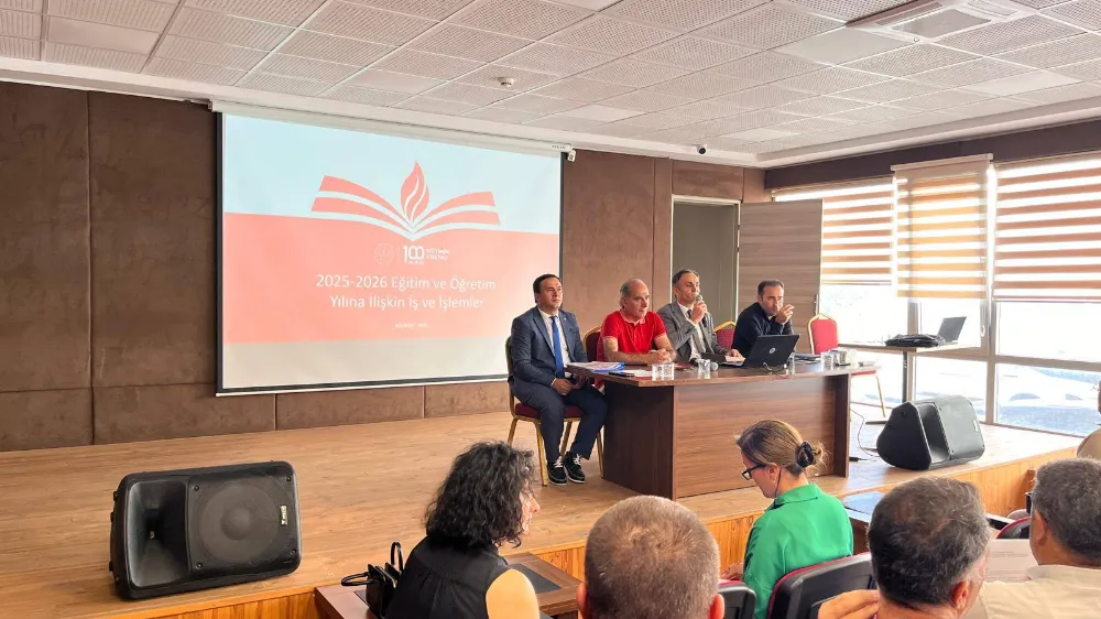 Ünye’de okul müdürleri yeni eğitim öğretim yılı için toplandı