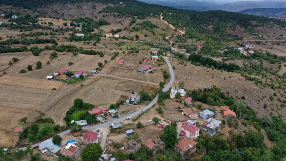 Mesudiye’de mahalle yolları asfaltla konfora kavuştu