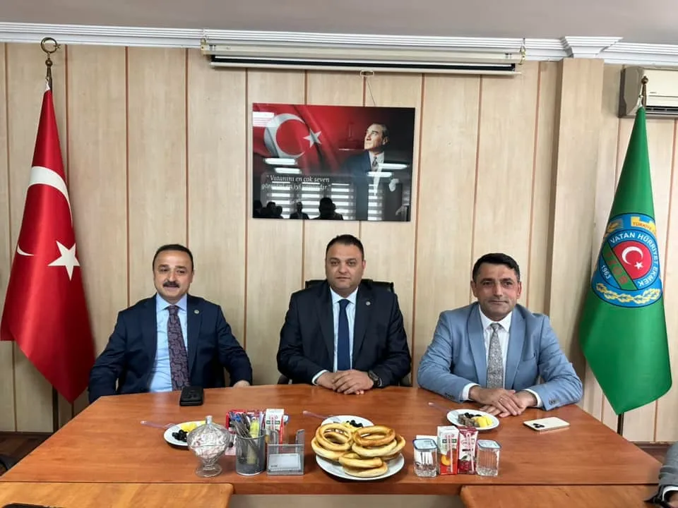 Milletvekili Şanlıtürk’ten Rize Ziraat Odası’na ziyaret… 