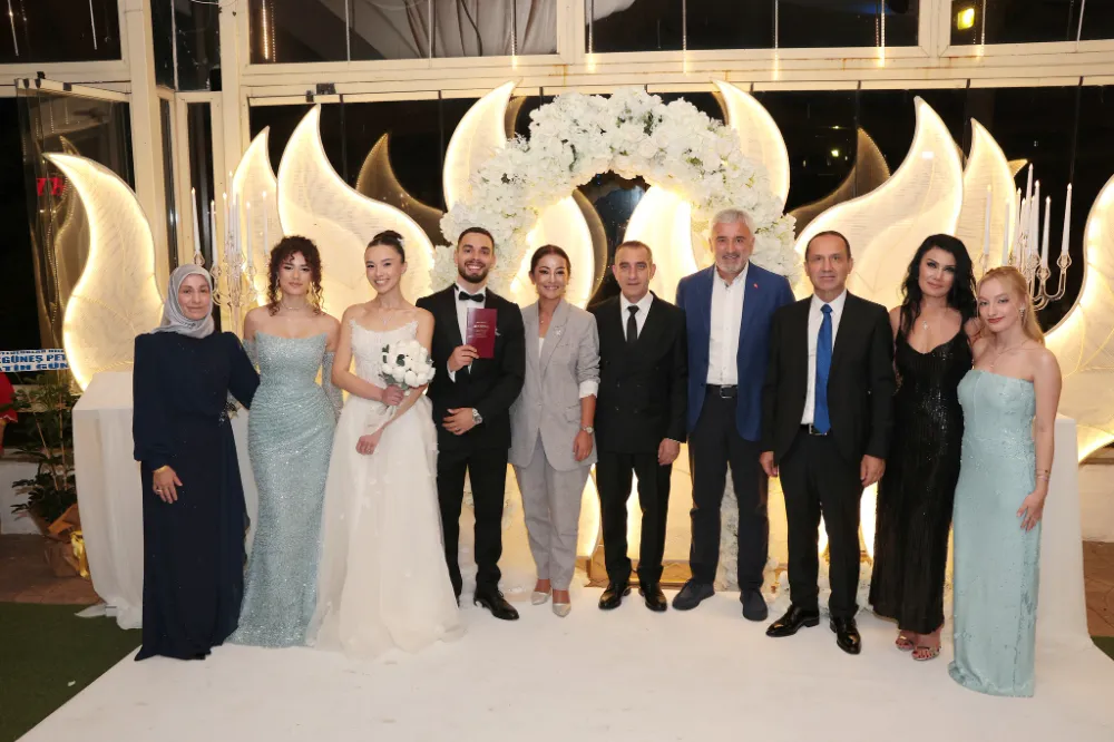 Çamyar ve Duman Ailelerinin mutlu günü 