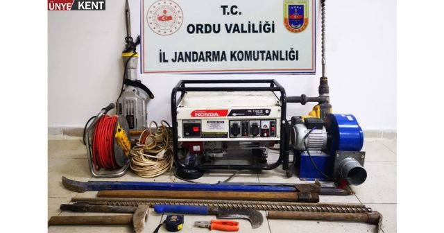 Define arama malzemeleri ele geçirildi
