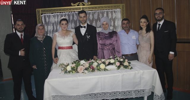 Merve ile Sergen Türedi hayatlarını birleştirdi