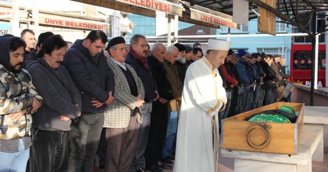 Hasan Kaya vefat etti