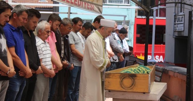 Kazım Özsoy vefat etti