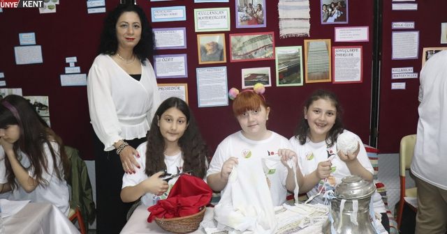 Mehmet Akif Ersoy TÜBİTAK Fuarı açıldı