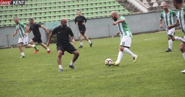 Veteranlarla, Kadın Futbolcular dostluk maçı…