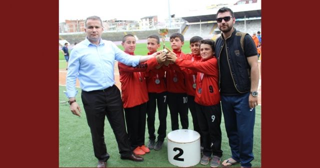 Yeşilkent Şehit Mustafa Güler Okulu, Bocce Küçükler'de şampiyon...